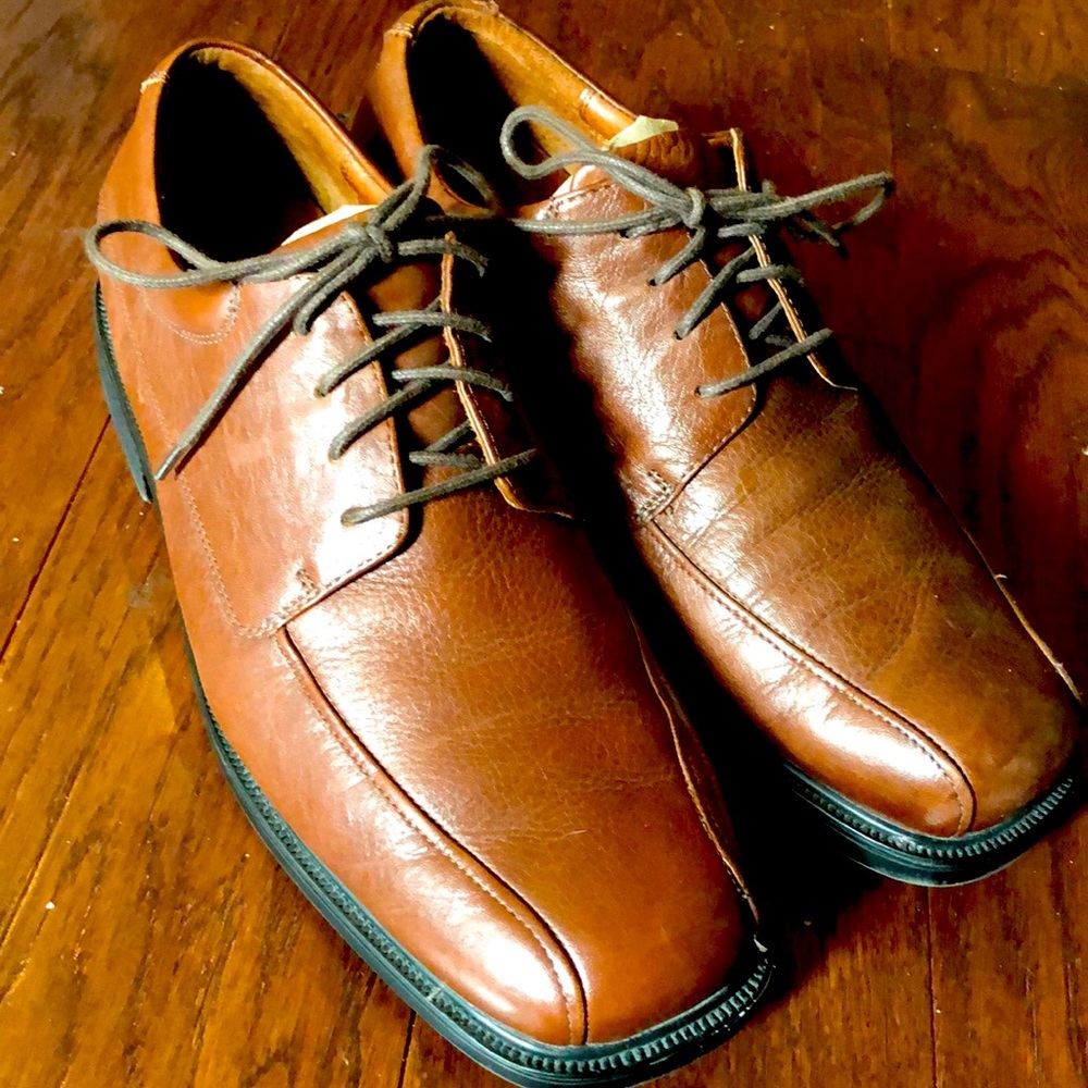Men’s Rockport signature series leather shoes